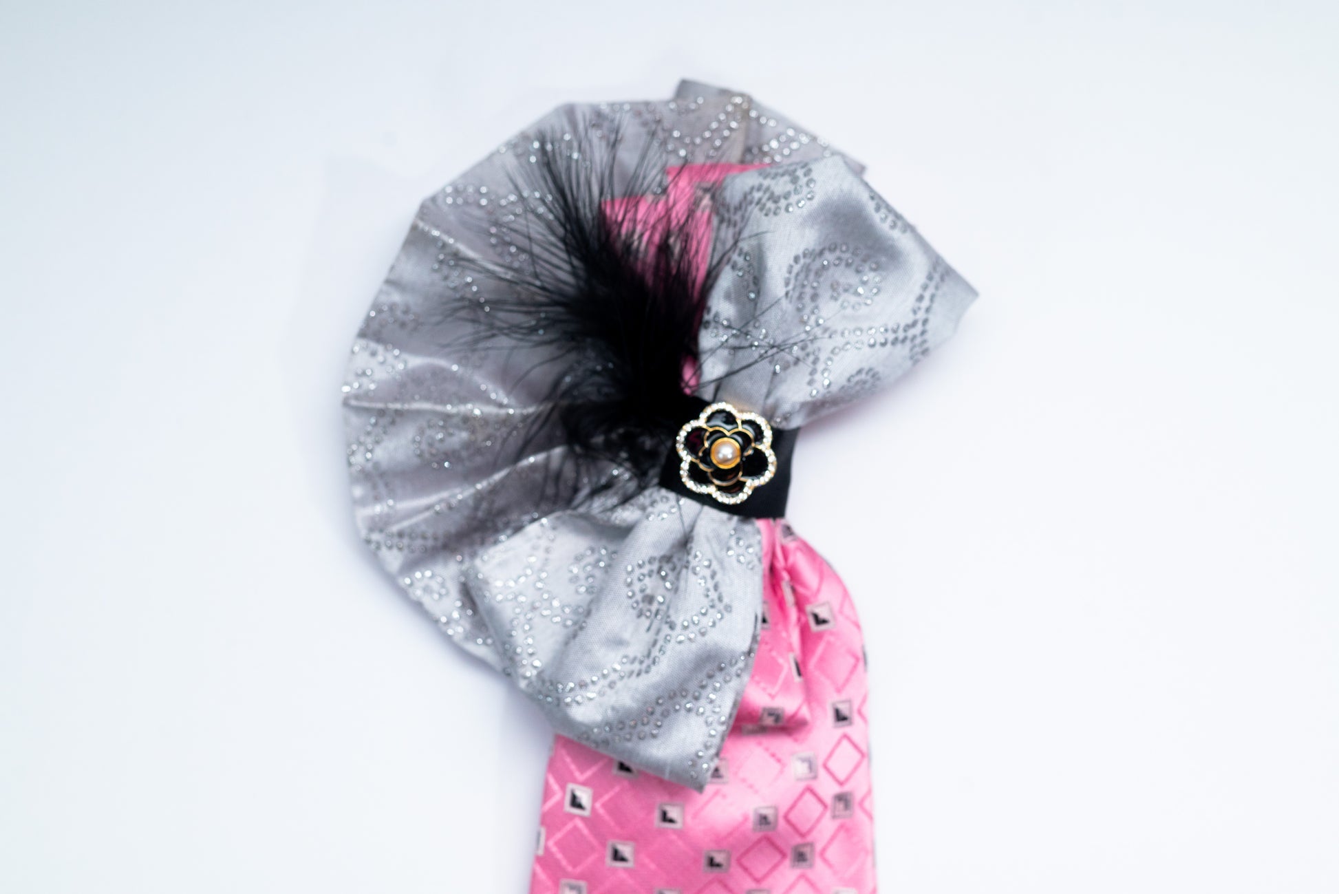 Pinky  Bow